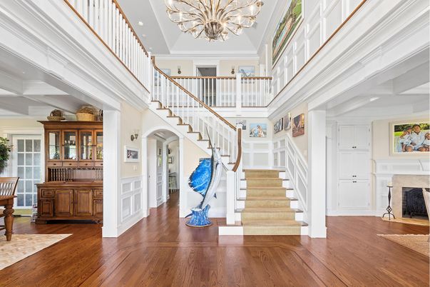 Chandelier, Fireplace, Interior, Recessed Lighting, Wood Texture Flooring