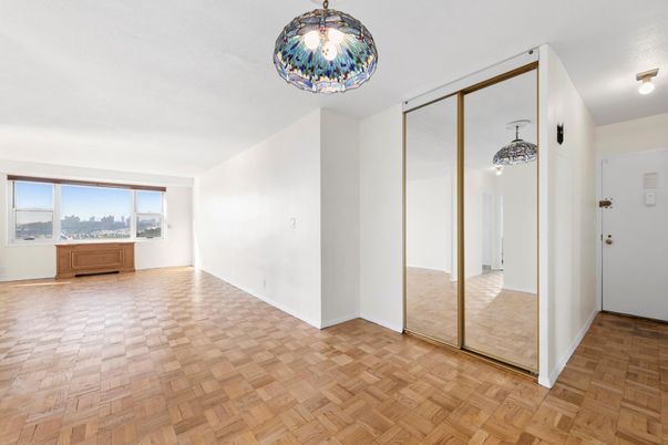 Empty room, Interior, Pendant Lights, Wood Texture Flooring