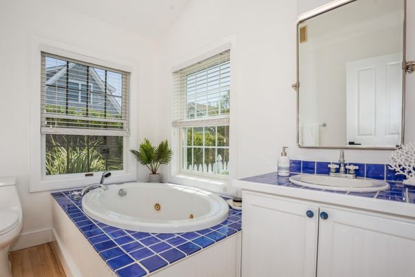 Bathroom, Interior, Tile Countertops