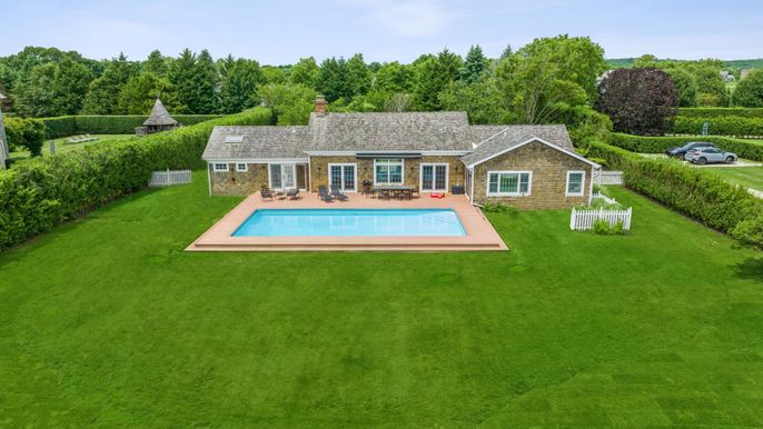Backyard, Exterior, Pool