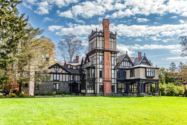 Backyard, Exterior, Facade, Brick Facade, Tudor Revival