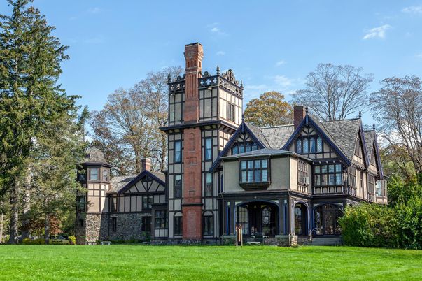 Backyard, Exterior, Facade, Tudor Revival