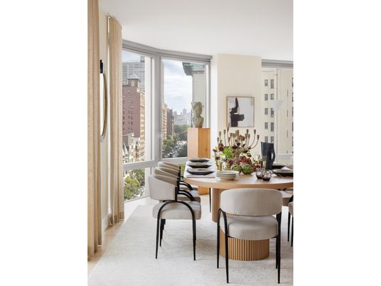 Dining room, Interior