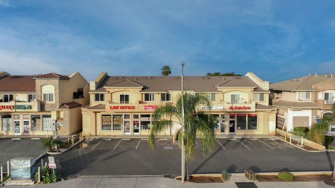 Exterior, Facade, Mediterranean