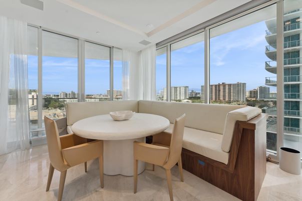 Dining room, Interior