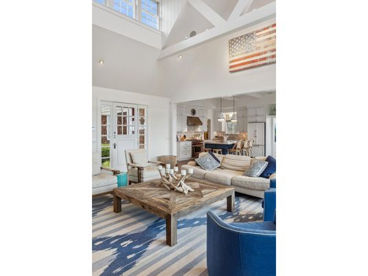 Dining room, Interior, Kitchen, Living room, Pendant Lights, Recessed Lighting