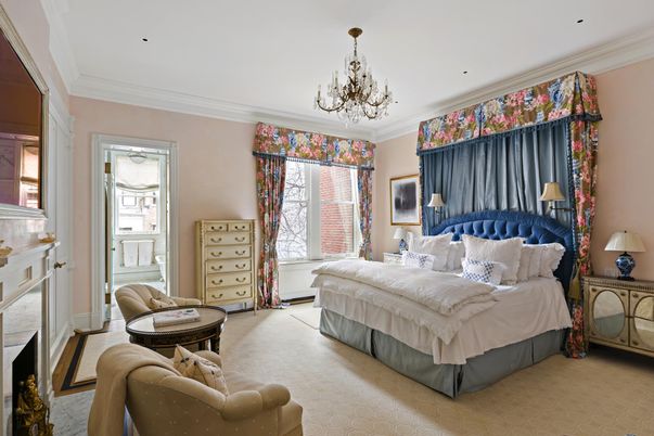 Bedroom, Chandelier, Interior, Recessed Lighting