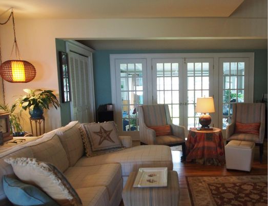Interior, Living room, Pendant Lights, Wood Texture Flooring