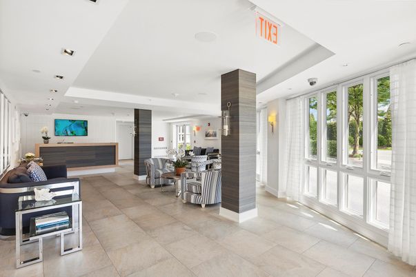 Dining room, Interior, Pendant Lights, Recessed Lighting