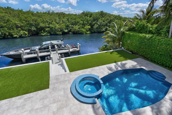 Exterior, Lake, Pool