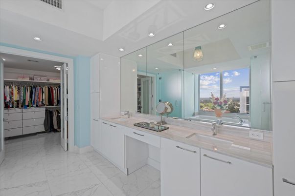 Bathroom, Dual Sink Vanities, Interior, Marble, Recessed Lighting
