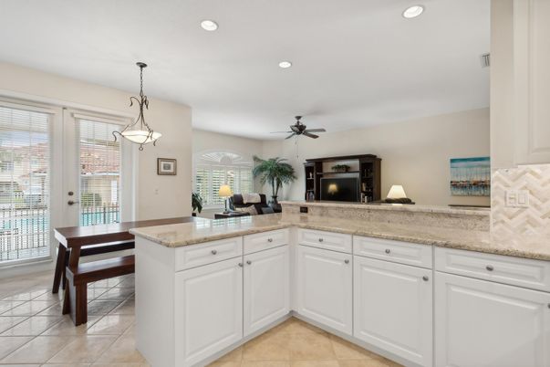 Dining room, Interior, Kitchen, Pendant Lights, Recessed Lighting