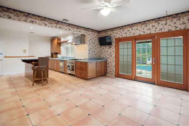 Interior, Kitchen, Recessed Lighting