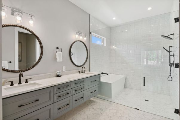 Bathroom, Dual Sink Vanities, Free Standing Baths, Glass Shower, Interior, Recessed Lighting