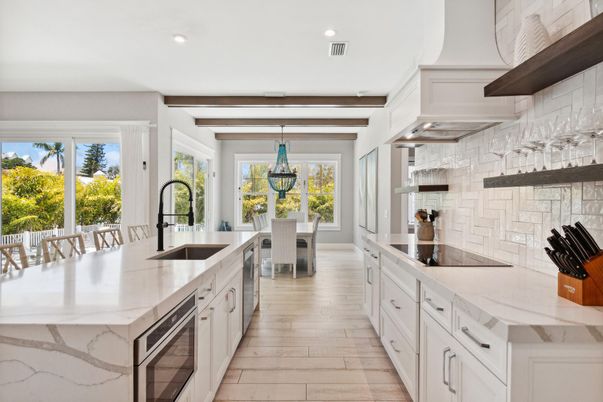 Dining room, Interior, Kitchen, Pendant Lights, Recessed Lighting, Wood Texture Flooring