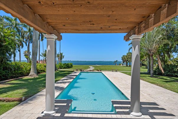 Exterior, Pool, Water