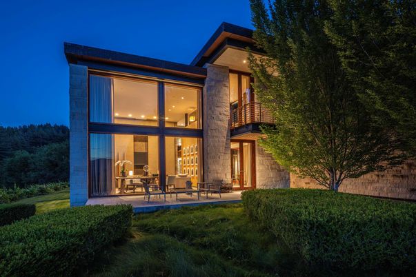Backyard, Exterior, Facade, Modern