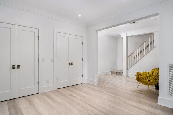 Empty room, Interior, Recessed Lighting, Wood Texture Flooring