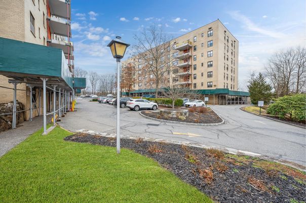 Exterior, Facade, Condo Building