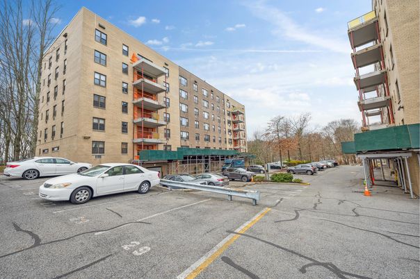 Exterior, Facade, Condo Building
