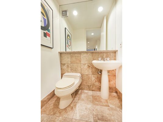 Bathroom, Interior, Recessed Lighting