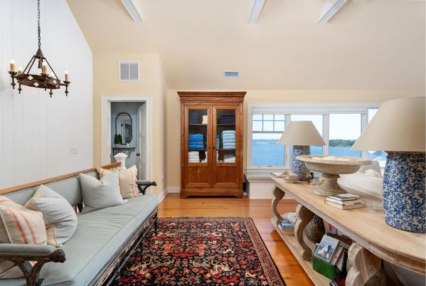 Interior, Living room, Pendant Lights, Water, Wood Texture Flooring