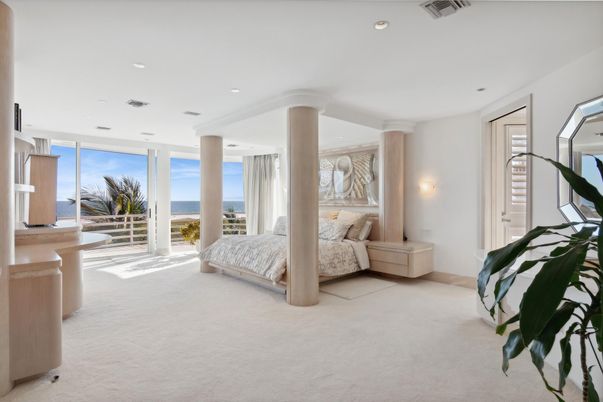 Bedroom, Interior, Recessed Lighting, Water