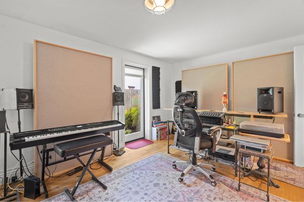 Home Office, Interior, Piano, Wood Texture Flooring