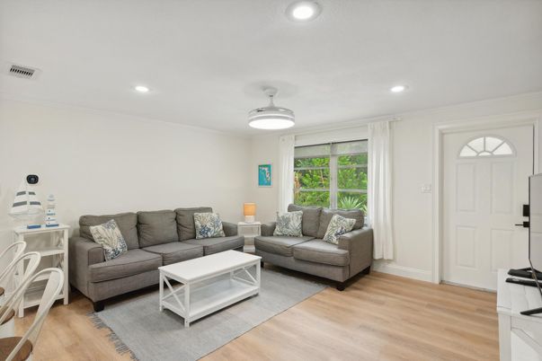 Interior, Living room, Recessed Lighting, Wood Texture Flooring