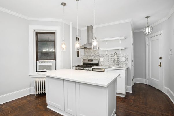Interior, Kitchen, Pendant Lights, Wood Texture Flooring