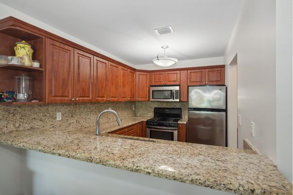 Interior, Kitchen, Stainless Steel Appliances