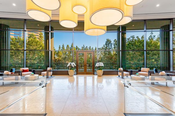 Interior, Living room, Pendant Lights, Recessed Lighting, Sun Room