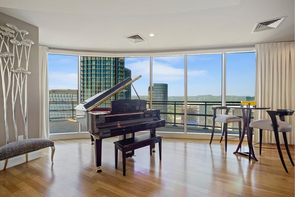 Interior, Piano, Recessed Lighting, Wood Texture Flooring