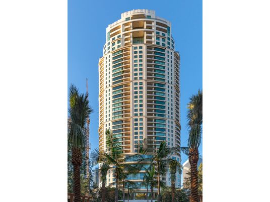 Exterior, Facade, Highrise