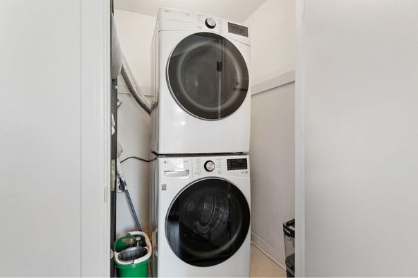 Interior, Utility Closets, Washer