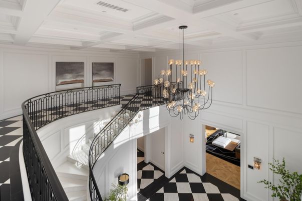 Chandelier, Interior