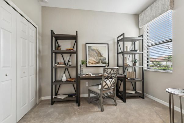 Home Office, Interior
