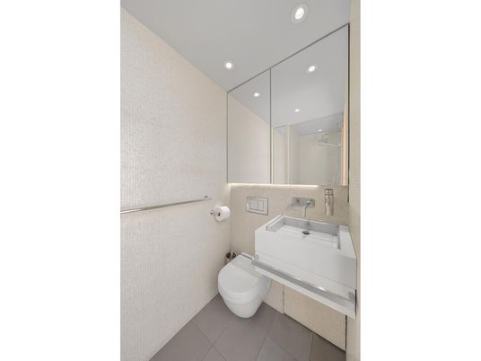 Bathroom, Interior, Recessed Lighting
