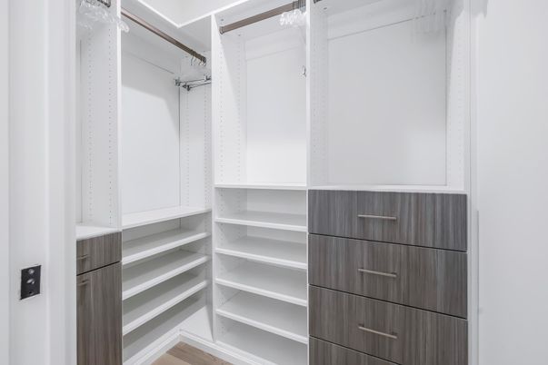 Interior, Walk-in Closets