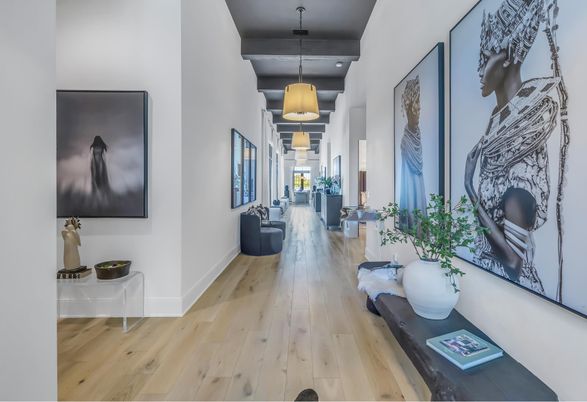 Interior, Pendant Lights, Wood Texture Flooring
