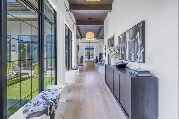 Interior, Pendant Lights, Wood Texture Flooring