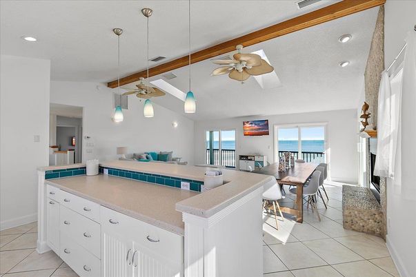 Dining room, Fireplace, Interior, Pendant Lights, Recessed Lighting, Water