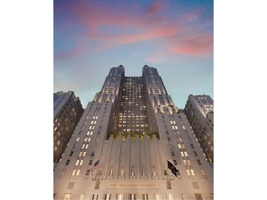 Exterior, Facade, Highrise
