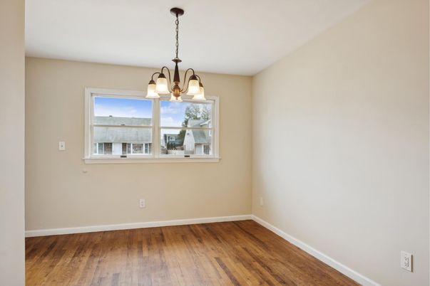 Chandelier, Empty room, Interior, Wood Texture Flooring