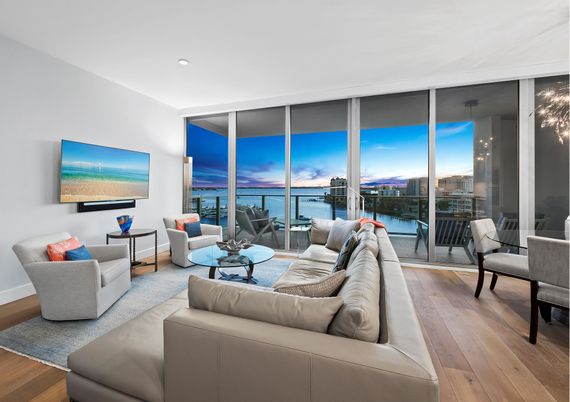 Interior, Living room, Recessed Lighting, Water, Wood Texture Flooring