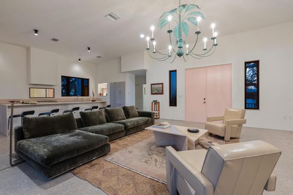 Chandelier, Interior, Living room