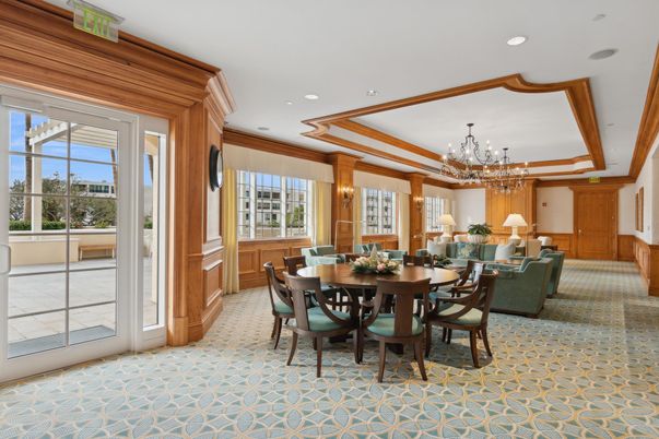Chandelier, Dining room, Interior, Living room, Recessed Lighting