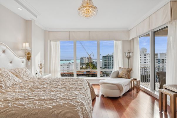 Bedroom, Chandelier, Interior, Recessed Lighting, Wood Texture Flooring