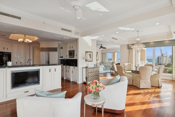 Chandelier, Dining room, Interior, Kitchen, Living room, Recessed Lighting, Stainless Steel Appliances, Wood Texture Flooring