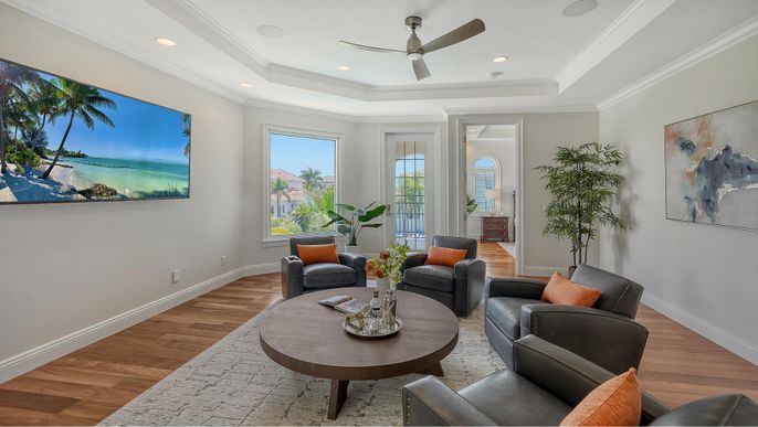 Interior, Living room, Recessed Lighting, Wood Texture Flooring